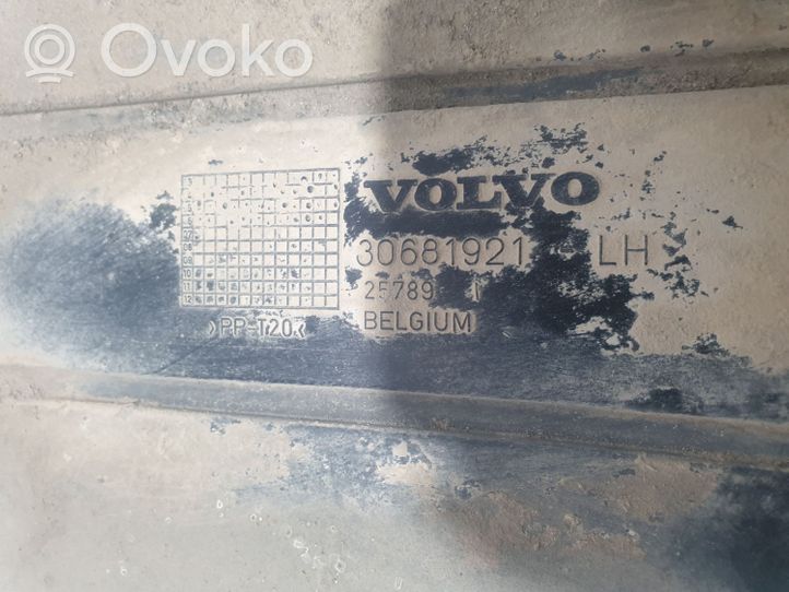 Volvo C30 Couvre soubassement arrière 30681921