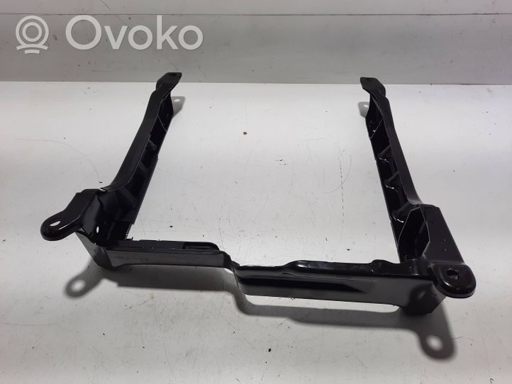 Volkswagen Touareg II Console, Assise de siège conducteur 7P0881677B