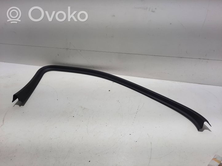 Volkswagen Touareg II Altro elemento di rivestimento della portiera anteriore 7P0867671A