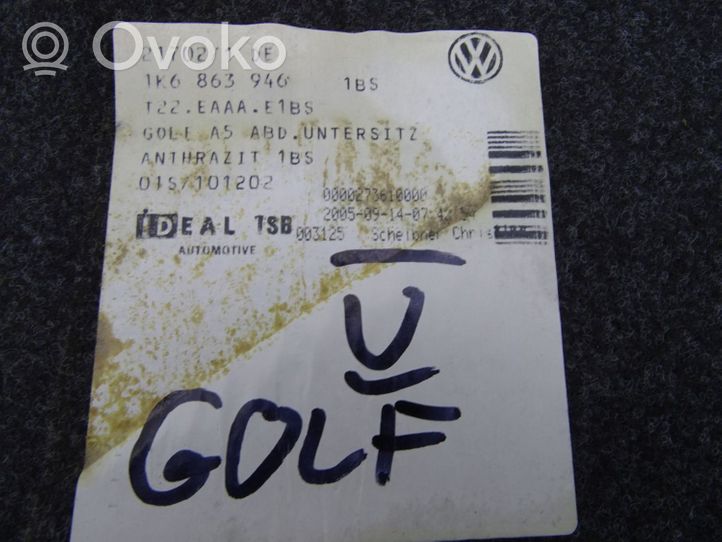 Volkswagen Golf V Rivestimento pavimento posteriore 1K6863946