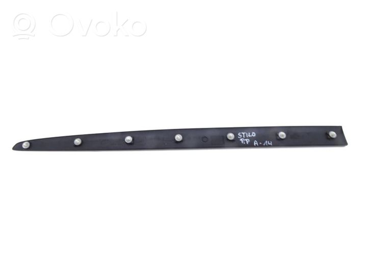 Fiat Stilo Moulure de porte avant 7353144500