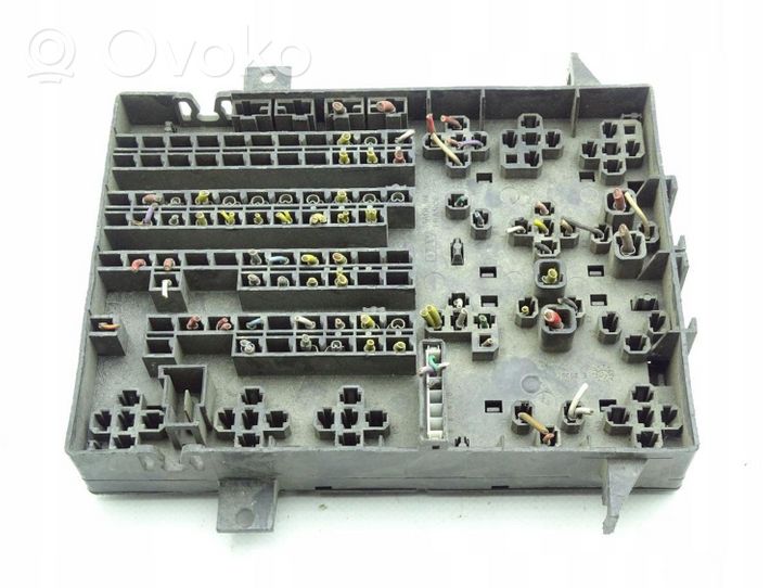 Renault Master II Fuse box set 7703297587