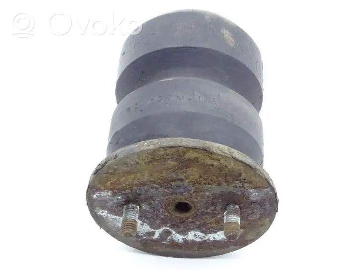 Iveco Daily 4th gen Tampone antiurto dell’ammortizzatore anteriore 504237430