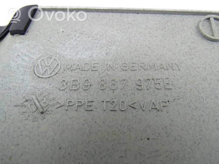 Volkswagen PASSAT B5.5 Verkleidung Heckklappe Kofferraumdeckel 3B9867975E