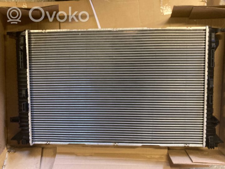 Audi A5 8T 8F Radiateur de refroidissement AC224685