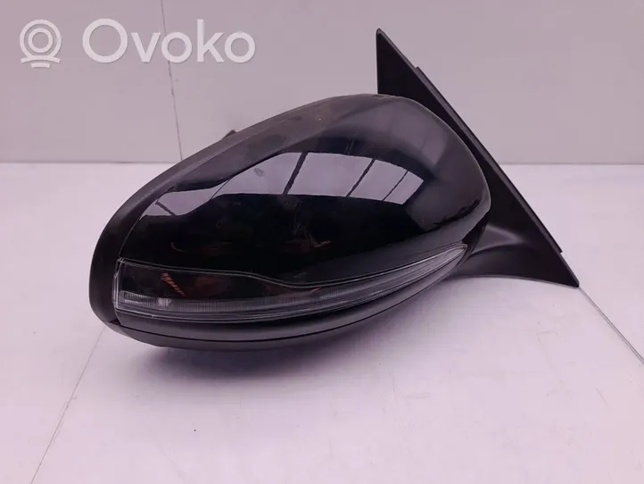 Mercedes-Benz GLB x247 Front door electric wing mirror 