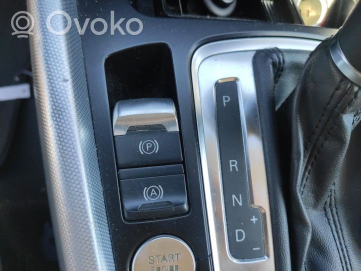 Audi Q5 SQ5 Dźwignia hamulca ręcznego 