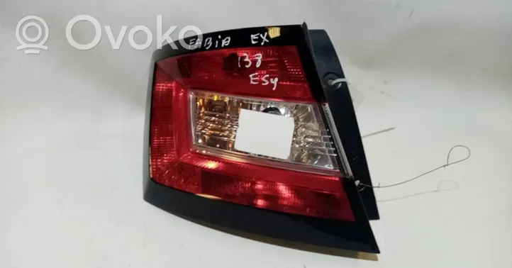 Skoda Fabia Mk2 (5J) Lampy tylnej klapy bagażnika 