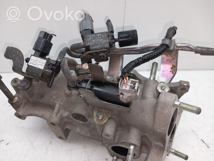 Honda CR-V Kolektor ssący 