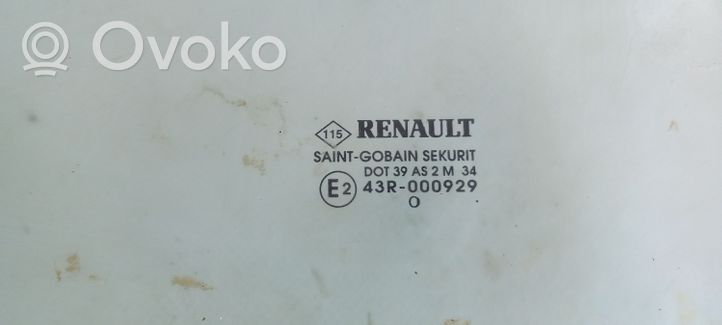 Renault Kangoo II Etuoven ikkunalasi, neliovinen malli 