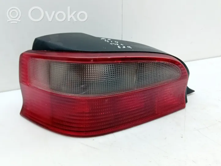 Citroen Saxo Lampy tylnej klapy bagażnika 