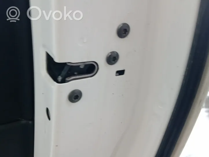 Volvo V40 Cross country Zamek drzwi tylnych 