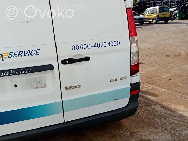 Mercedes-Benz Vito Viano W639 Aizmugurējās durvis 