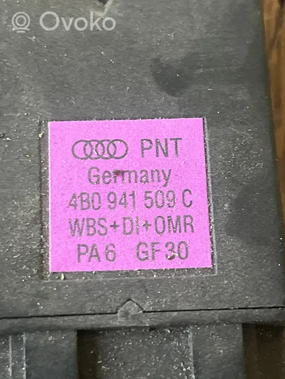 Audi A6 S6 C5 4B Hätävilkkujen kytkin 4B0941509C