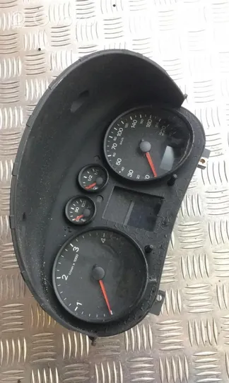 Audi A2 Speedometer (instrument cluster) 