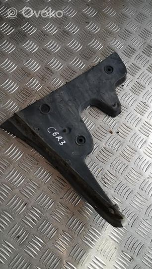 Audi A6 S6 C6 4F Uchwyt / Mocowanie zderzaka tylnego 