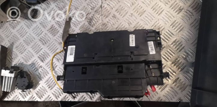 BMW X3 E83 Module de fusibles 