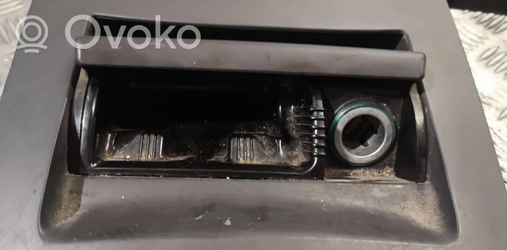 Ford Galaxy Vaihteenvalitsimen kehys verhoilu muovia 