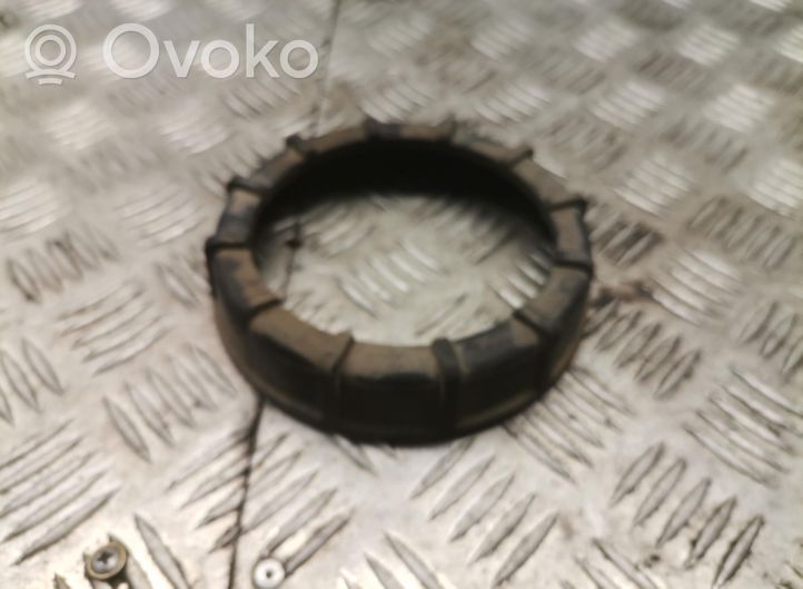 Skoda Octavia Mk1 (1U) Anello/dado di bloccaggio della vite della pompa del carburante nel serbatoio 