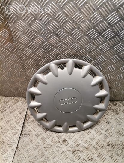 Audi A3 S3 8L R15 wheel hub/cap/trim 