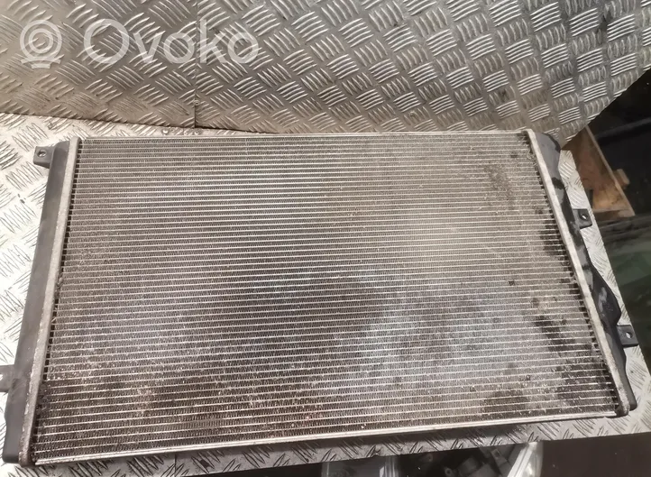 Volkswagen Touran I Coolant radiator 