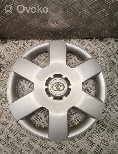 Toyota Prius (XW20) R15 wheel hub/cap/trim 