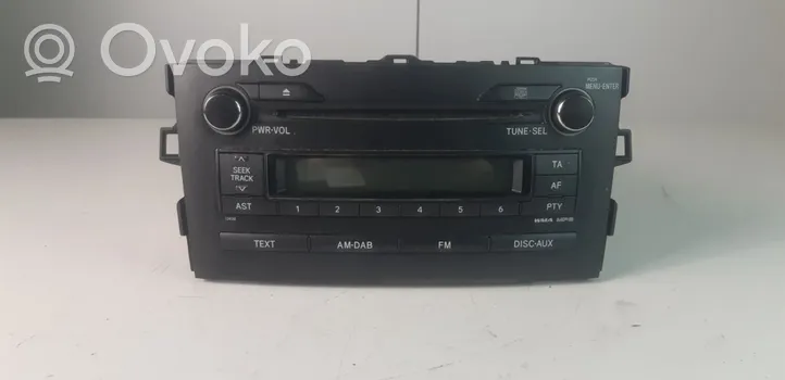 Toyota Auris 150 Panel / Radioodtwarzacz CD/DVD/GPS 861202A50