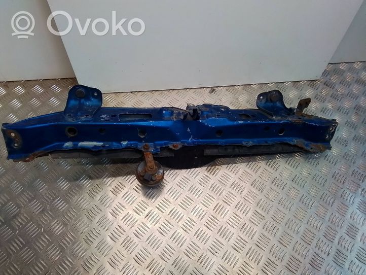 Toyota Yaris Staffa del pannello di supporto del radiatore parte superiore 