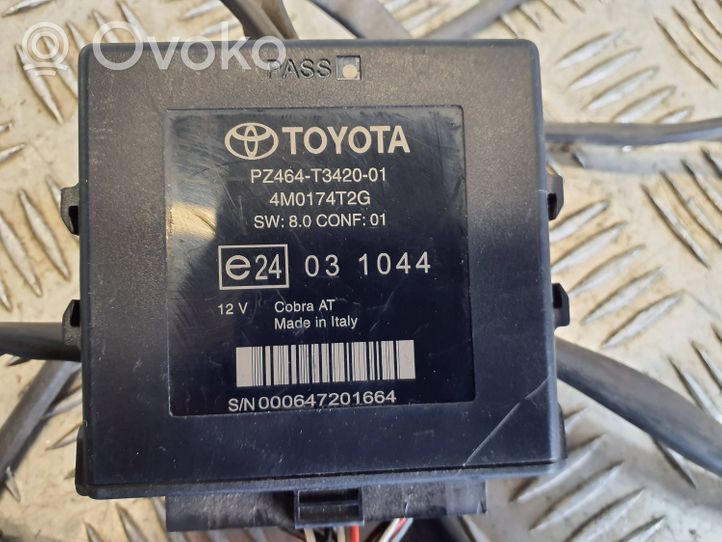 Toyota Avensis T270 Pysäköintitutkan (PCD) ohjainlaite/moduuli PZ464T342001