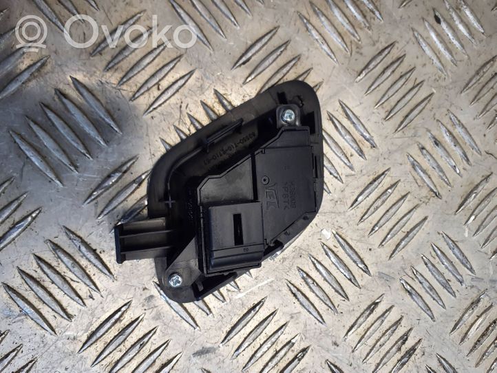 Honda CR-V Przyciski pamięci fotela M38008