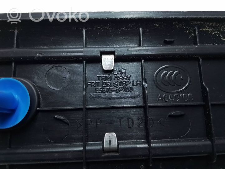 Hyundai i40 Etuoven kynnyksen suojalista 858733Z100