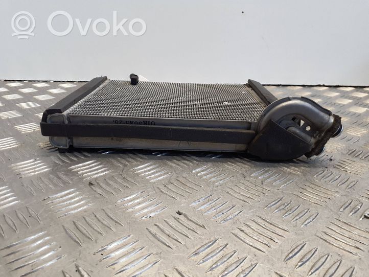 Toyota Yaris Radiatore aria condizionata (A/C) (abitacolo) 01k30a3252