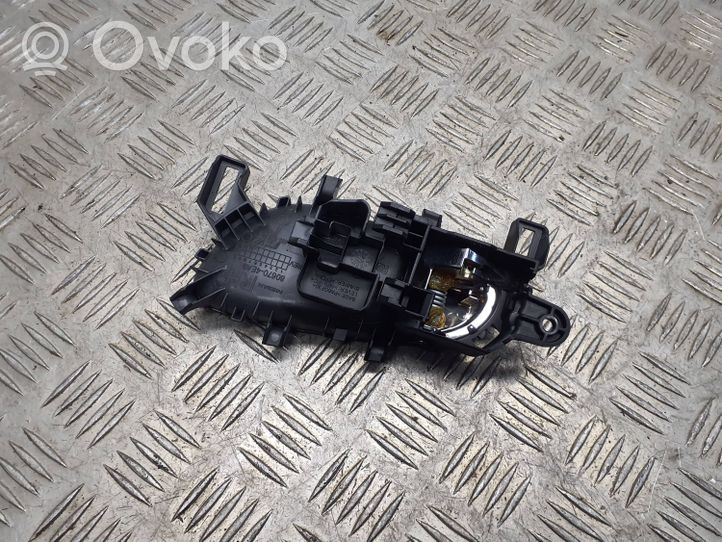 Nissan Qashqai Takaoven sisäkahvan kehys 1234567890