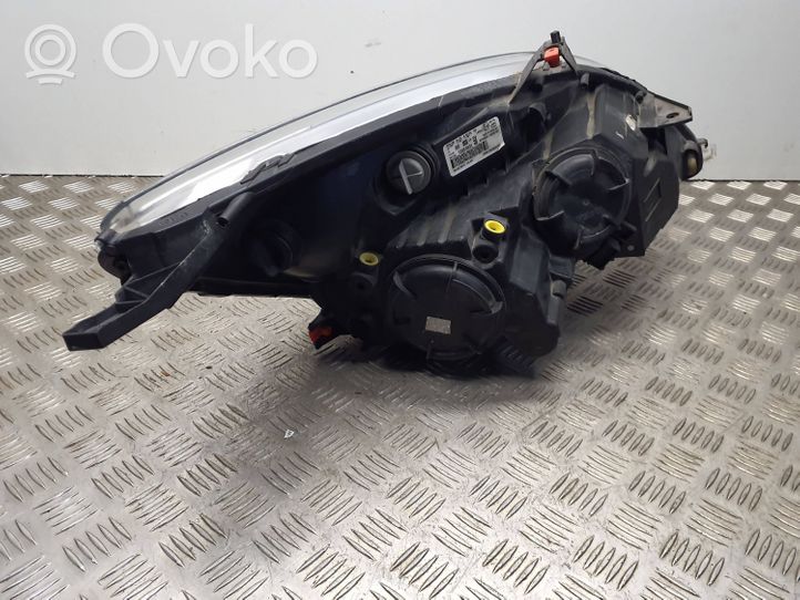 Opel Meriva B Lampa przednia 