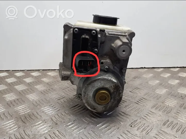 Infiniti Q70 Y51 Power steering pump 491106AA0A