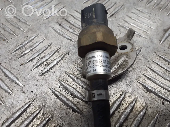 Infiniti Q70 Y51 Sensore di pressione dell’olio A6510703981