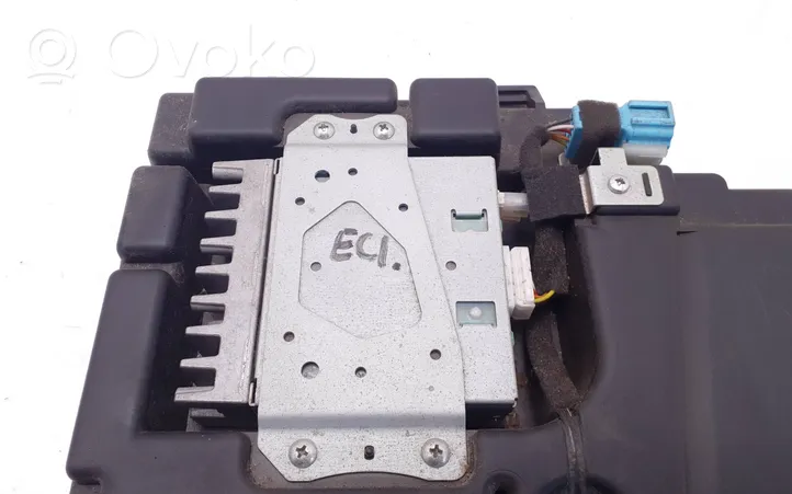Honda CR-V Zemo frekvenču skaļrunis TSX2502ZH