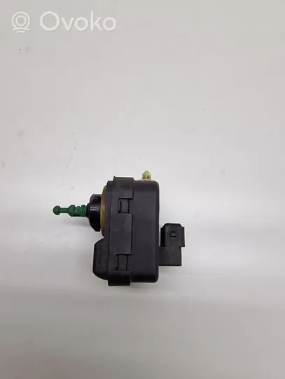 Volvo V70 Headlight level adjustment motor 89033263