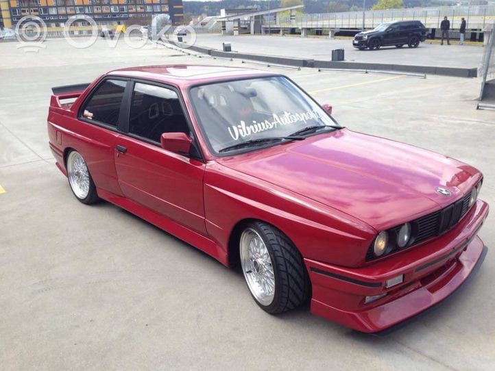 BMW 3 E30 Pokrywa przednia / Maska silnika BE30H