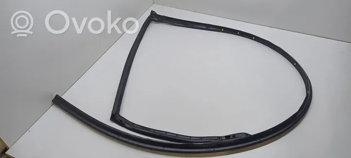 Audi Q7 4M Rear door rubber seal (on body) 4M0839120