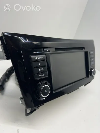 Nissan Qashqai Panel / Radioodtwarzacz CD/DVD/GPS 2591A7FW3B