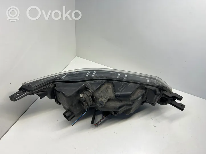 Nissan Qashqai Faro/fanale 10019011