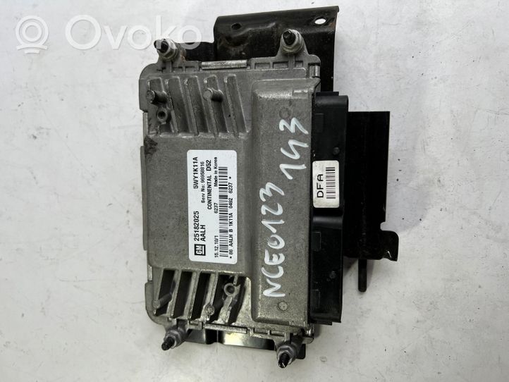 Chevrolet Spark Kit centralina motore ECU e serratura CHEVROLET SPARK KOMPUTER 