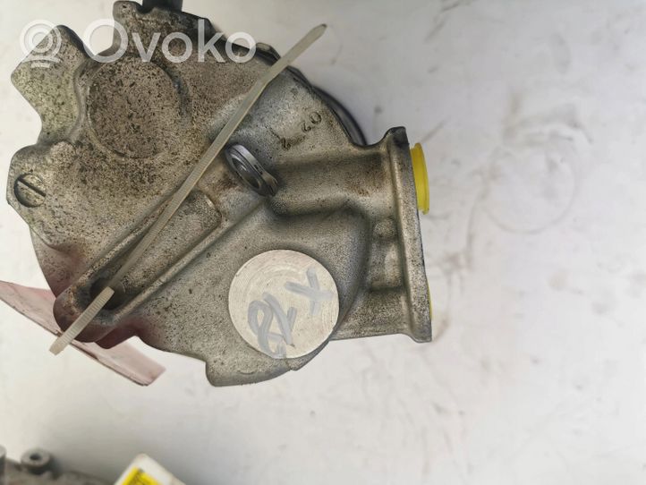 Opel Corsa A Air conditioning (A/C) compressor (pump) 39006352-