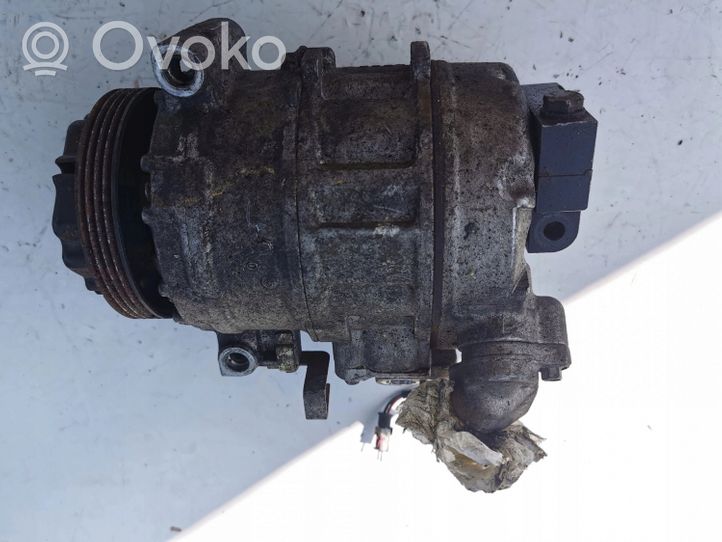 BMW M5 Compressore aria condizionata (A/C) (pompa) 64526901781-07