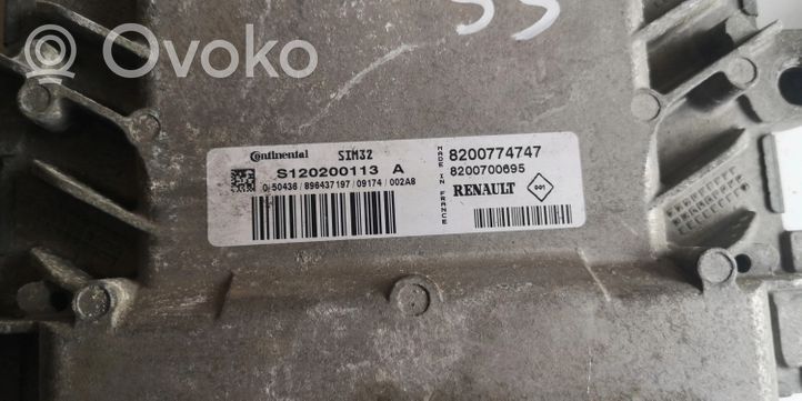 Renault Twingo III Komputer / Sterownik ECU i komplet kluczy S120200113A