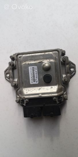 Suzuki Swift Kit centralina motore ECU e serratura 33910-69L00.