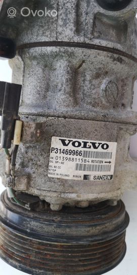 Volvo V40 Ilmastointilaitteen kompressorin pumppu (A/C) 