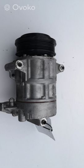 Ford Fiesta Ilmastointilaitteen kompressorin pumppu (A/C) 