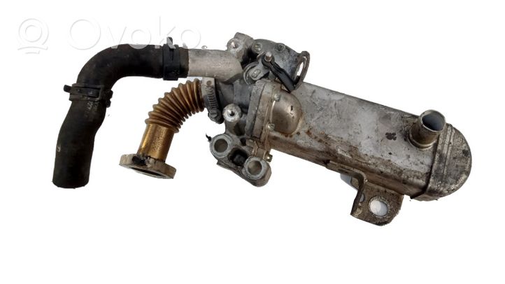 Nissan NP300 EGR-venttiilin/lauhduttimen kiinnike 147355X00A